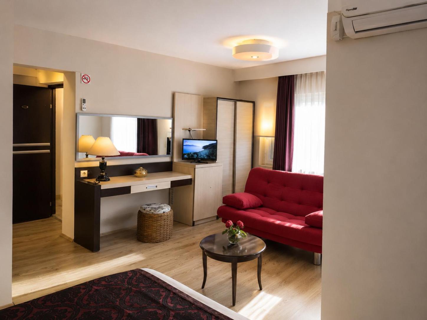 Hotel Rumana 29/50