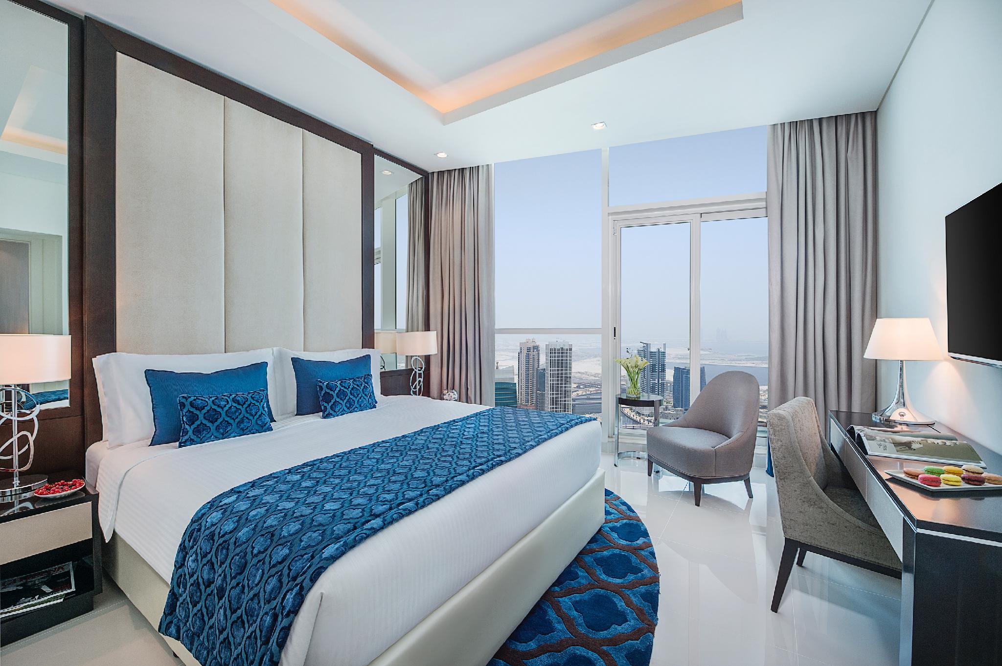 1 Bedroom, Suite, Partial Burj Khalifa View
