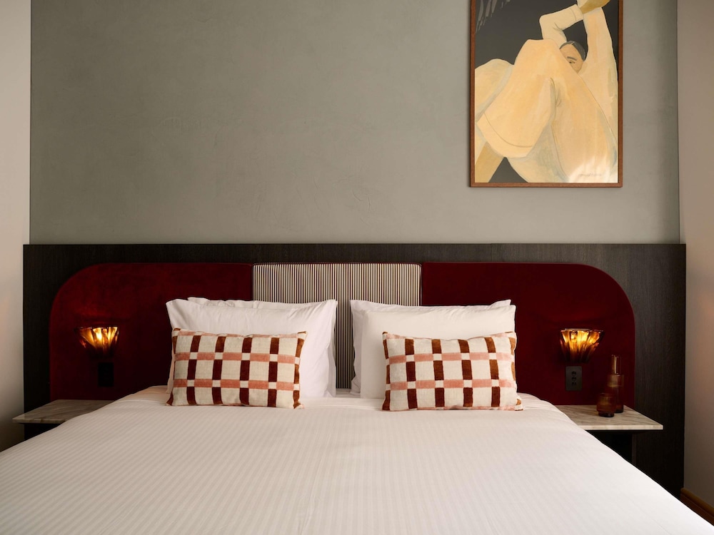 Hotel Morris Sydney - Handwritten Collection 15/50