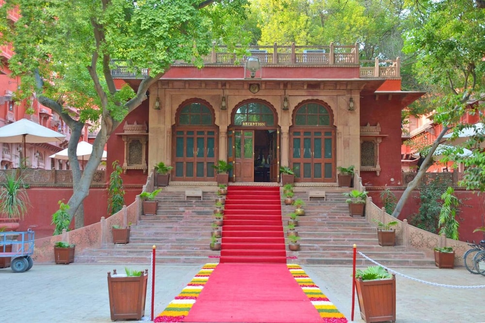 GAJNER PALACE 1/22