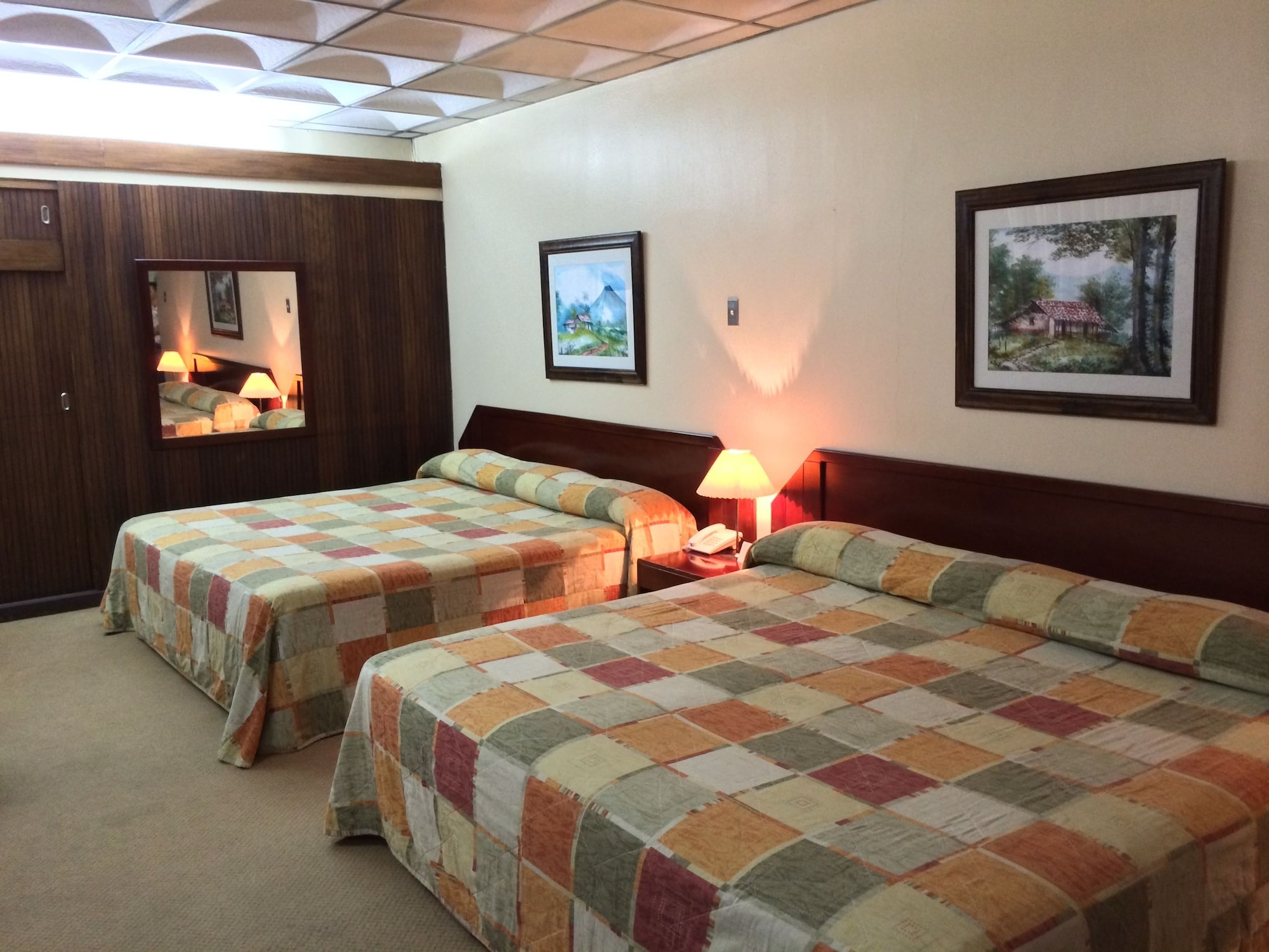 STANDARD, TWIN BEDS