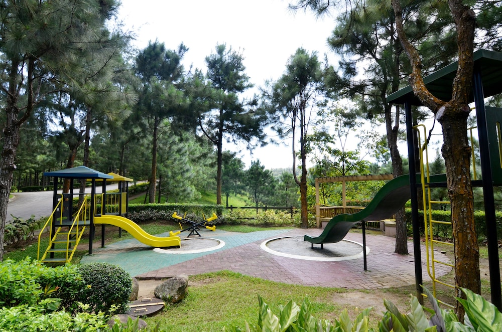 Crosswinds Resort Suites 17/50