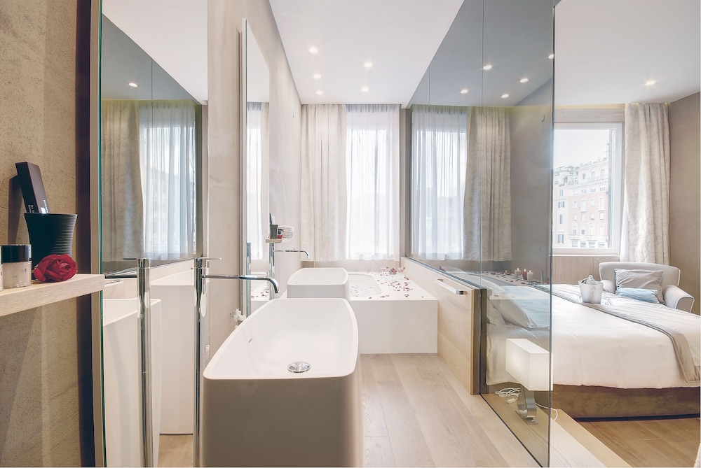 Sun Suite Luxury Pantheon 49/50