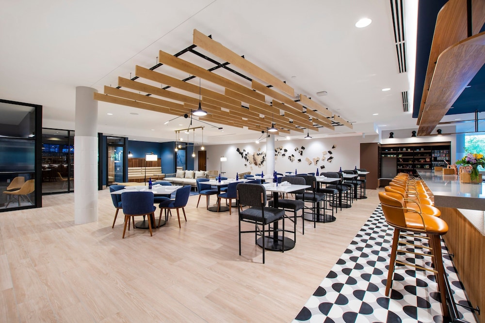 Sheraton Chapel Hill Hotel 37/50