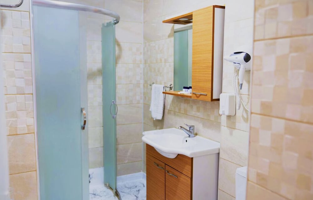 Heraldic Room Hotel 47/50