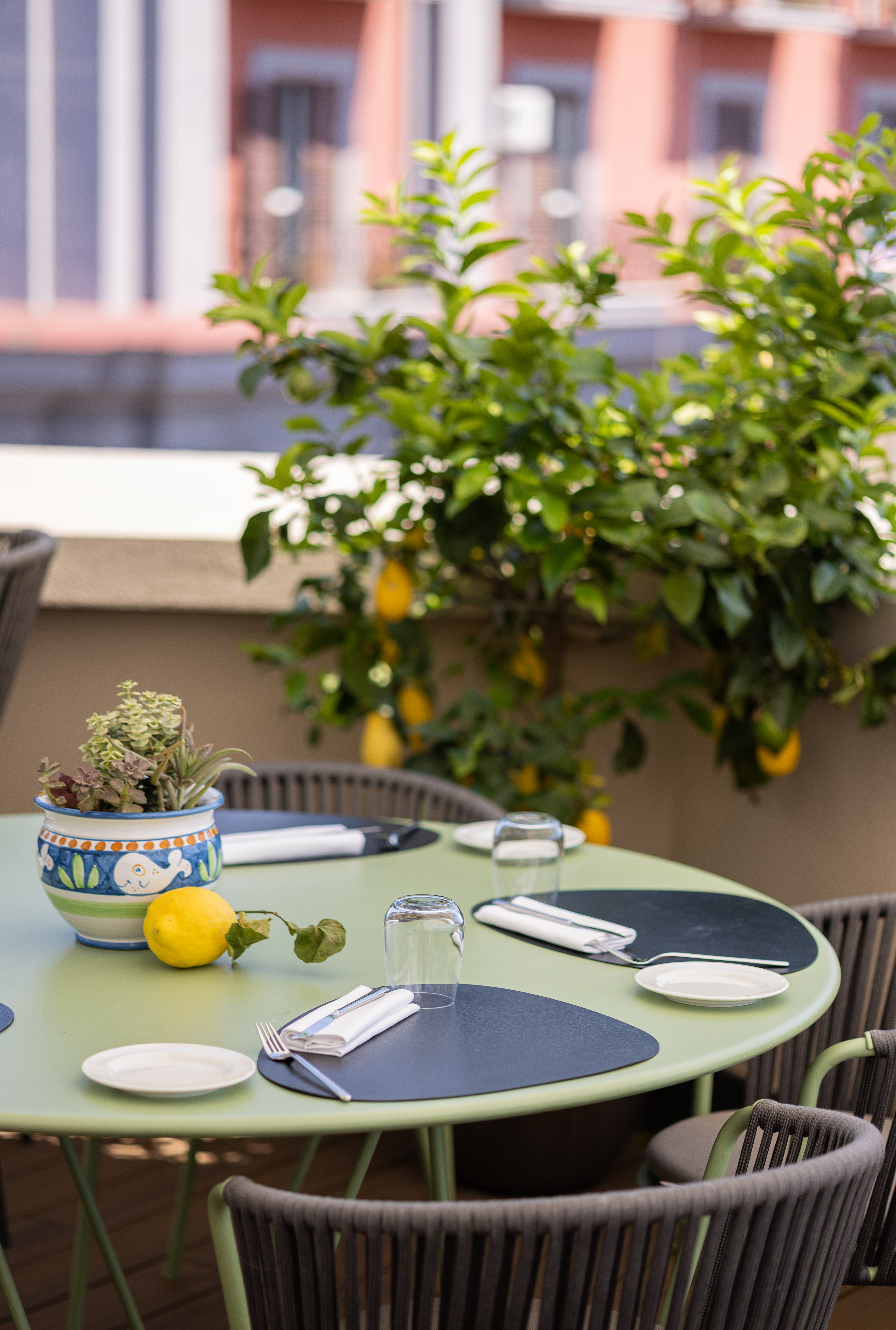 Unahotels Napoli 63/76