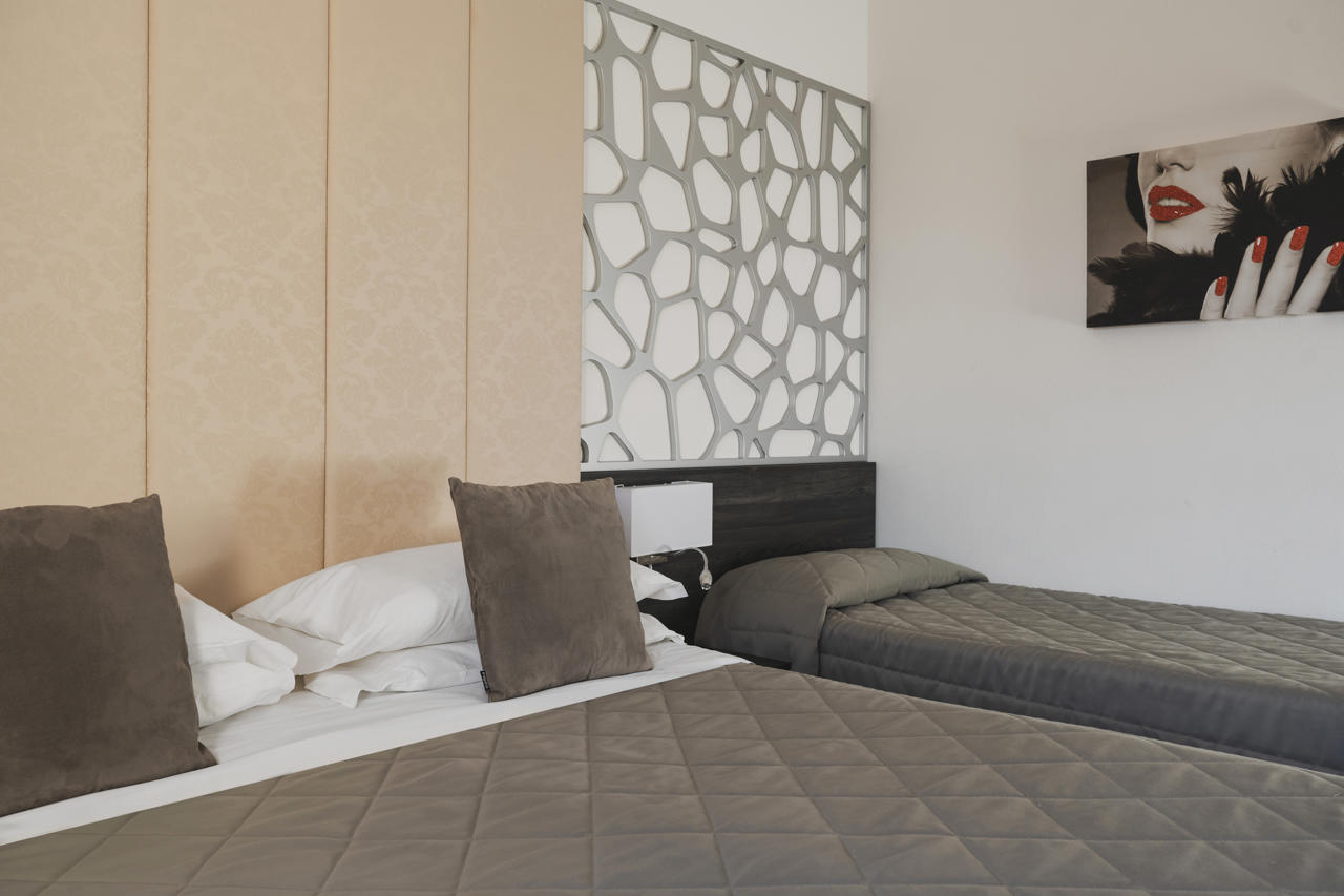 Hotel Re Enzo 90/102
