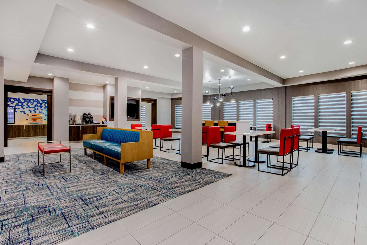 La Quinta Inn & Suites by Wyndham Northlake Fort Worth 18/25