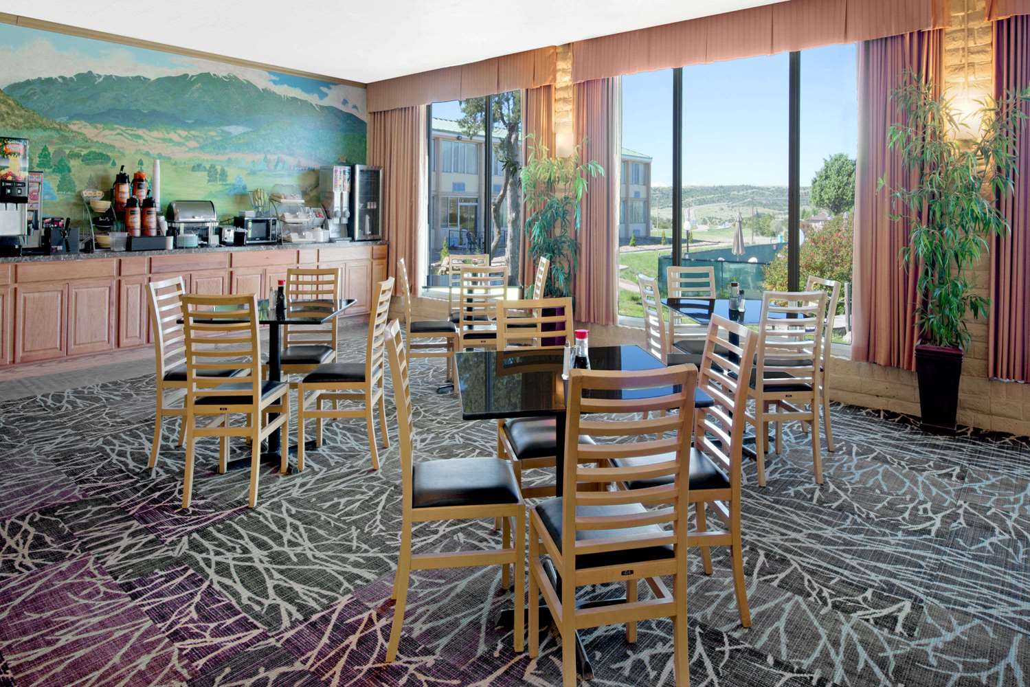 Days Inn by Wyndham Colorado City 21/30