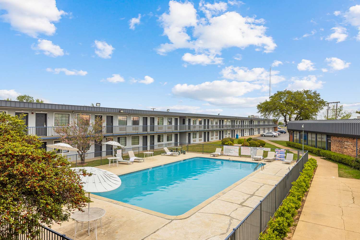 Americas Best Value Inn Ft. Worth Hurst 35/37