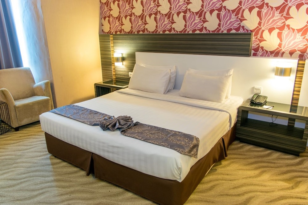 Mh Hotel Ipoh 17/50