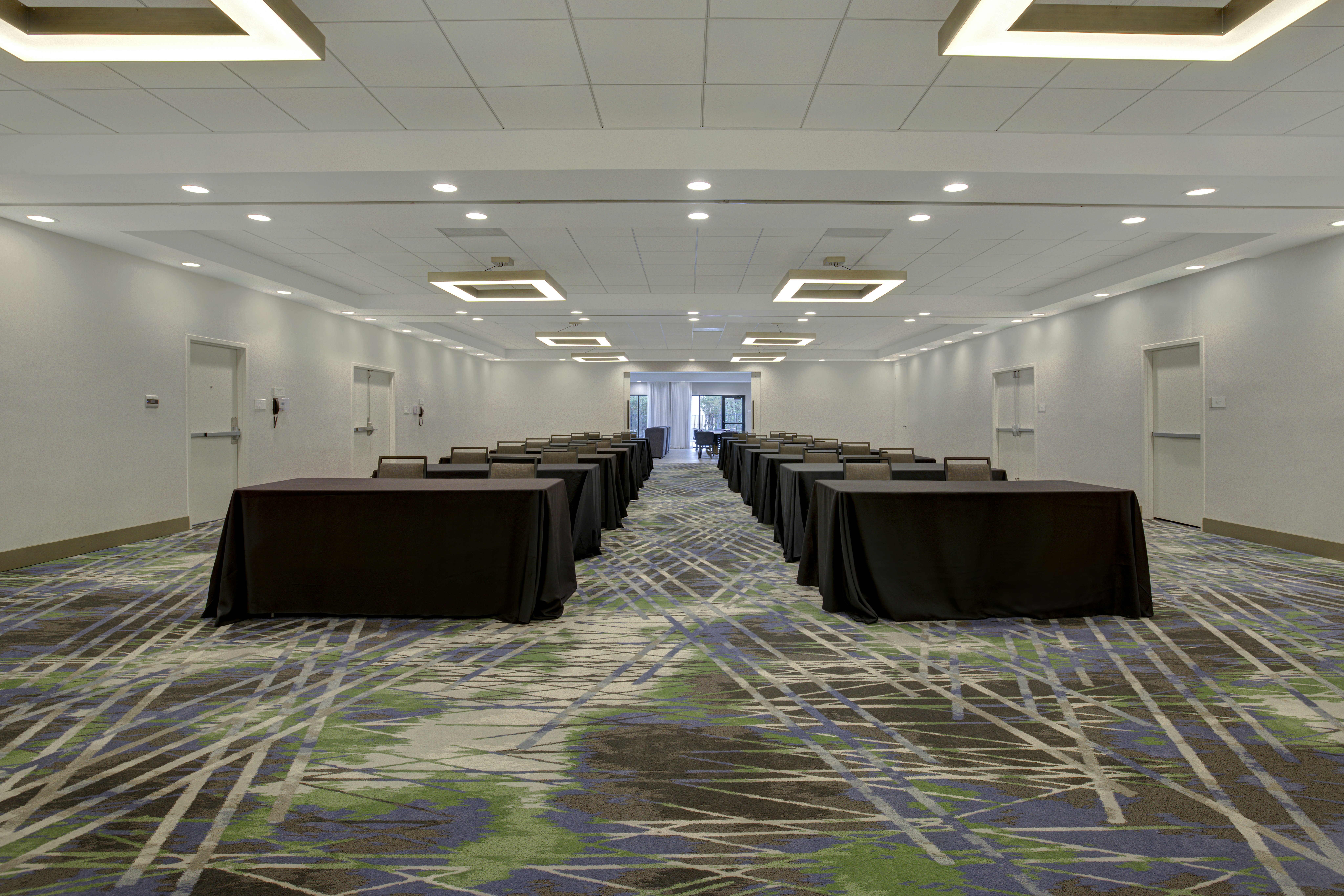 DoubleTree by Hilton Palmdale 14/75
