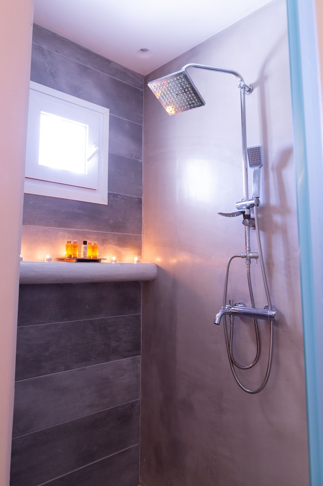 Glykeria Mini Suites 37/59