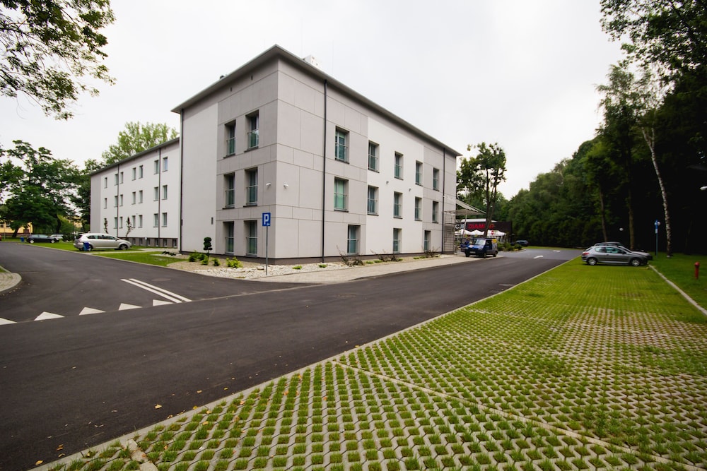 Park Hotel Diament Zabrze 41/48