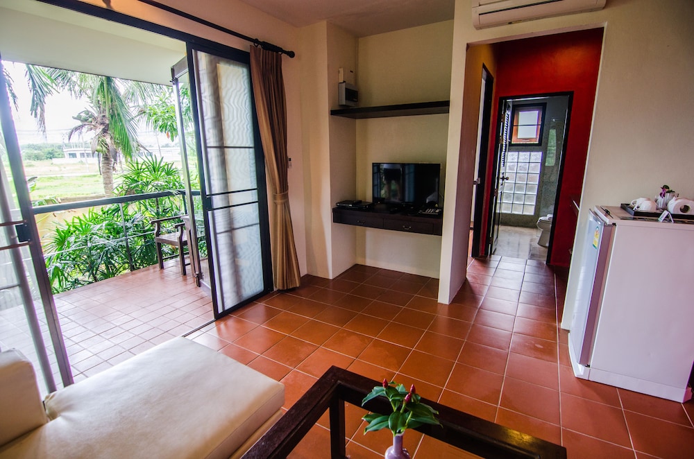Cocoville Phuket 63/75