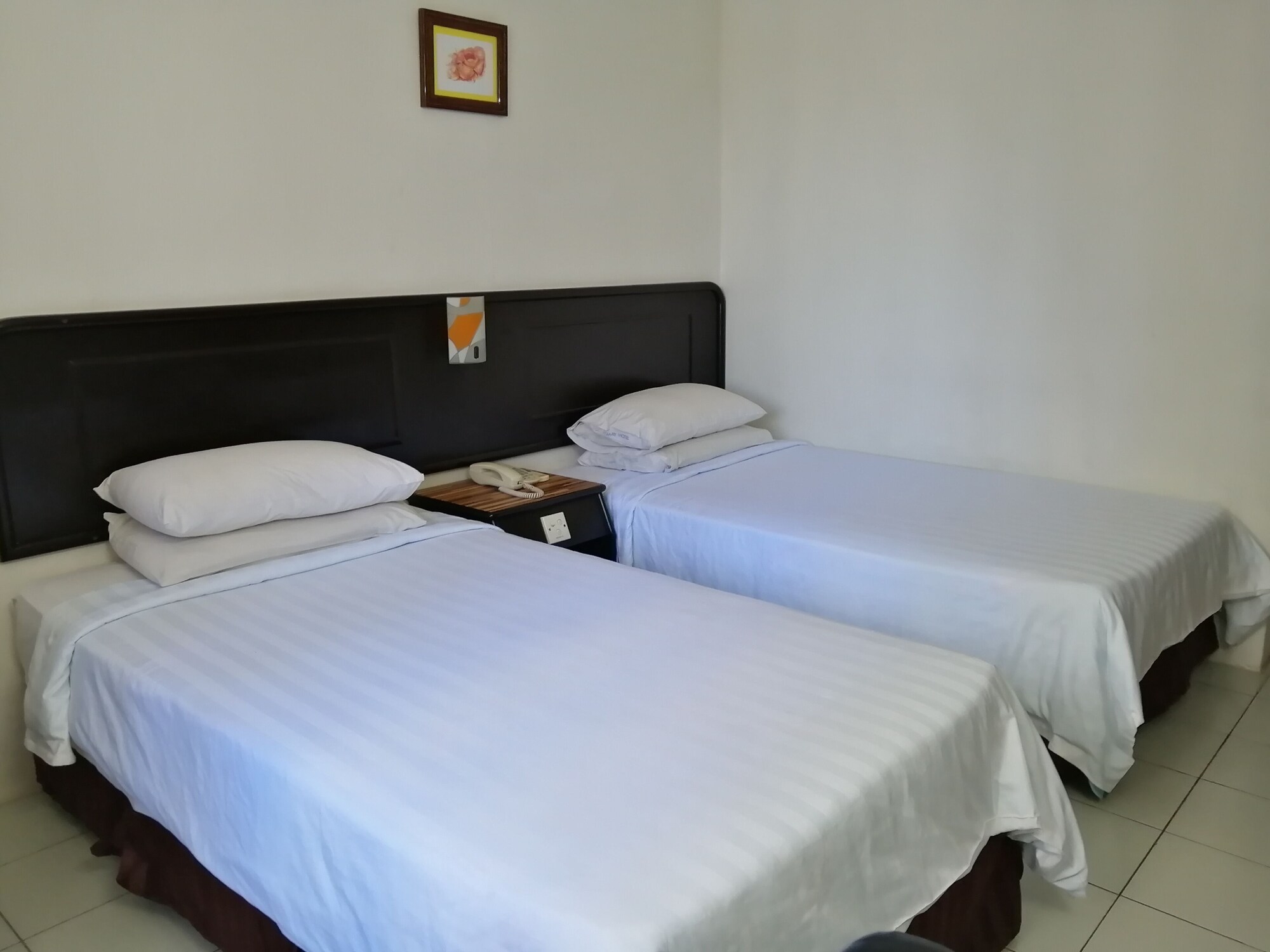 STANDARD, TWIN BEDS