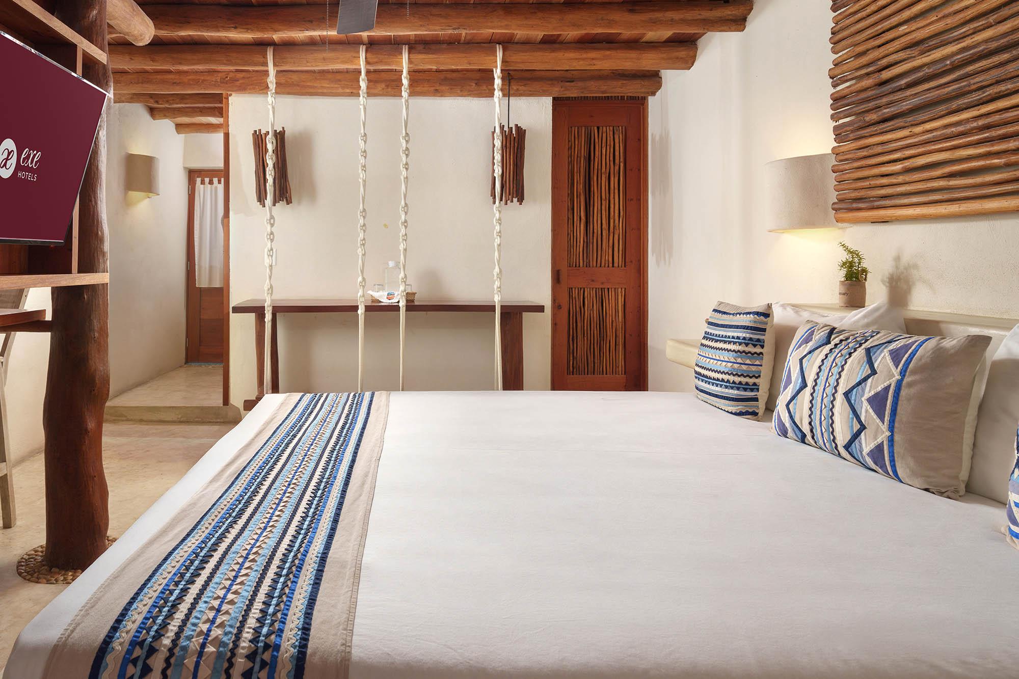 دوبلكس بريميوم، Hotel El Pueblito 5/10
