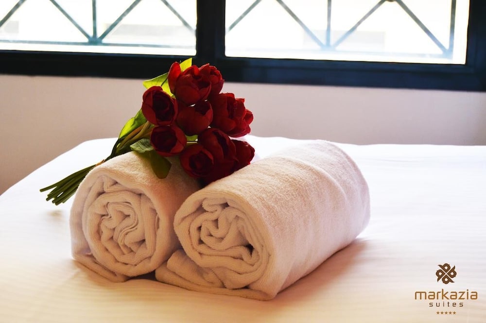 MARKAZIA SUITES 22/78