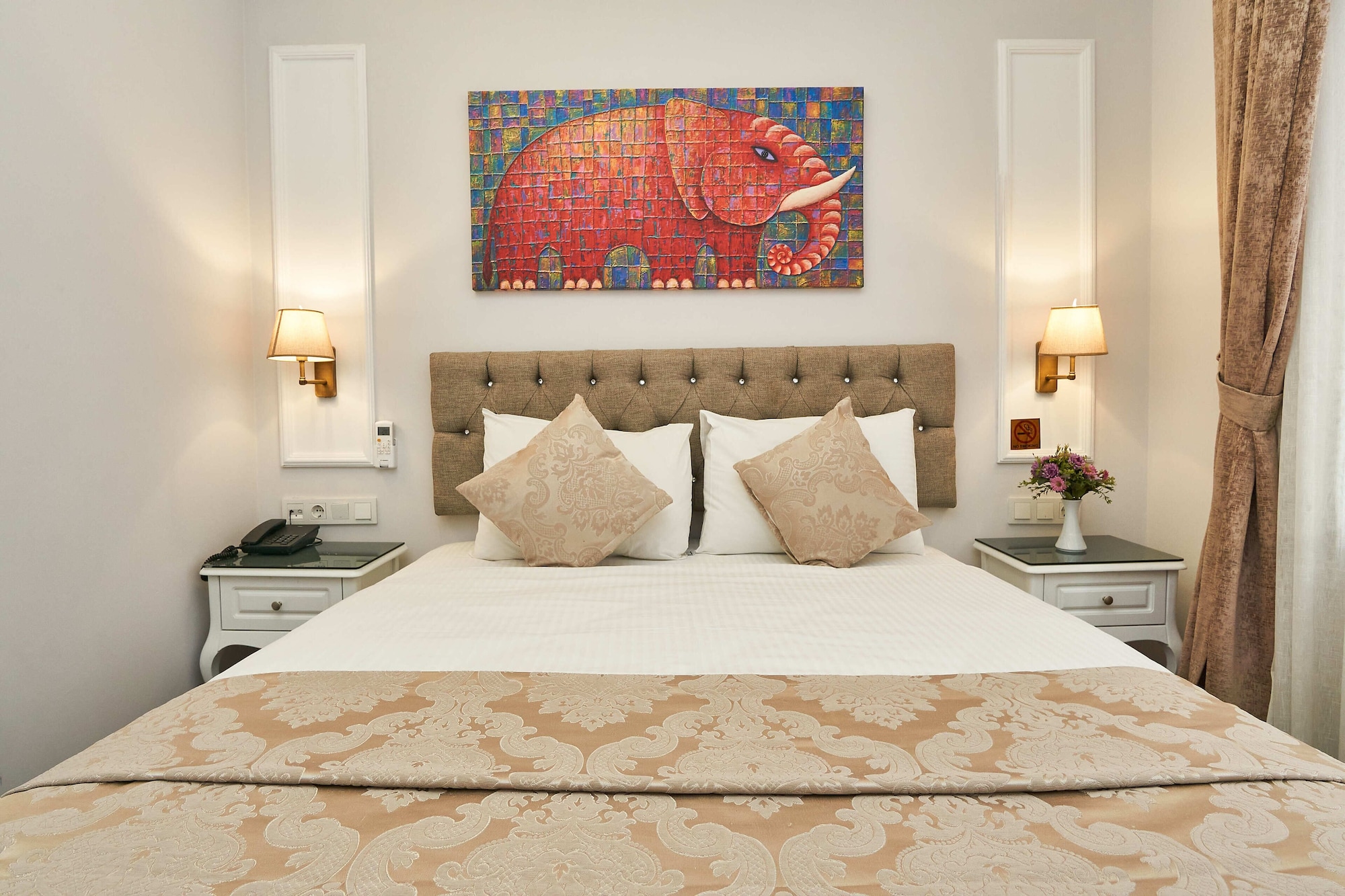 ECONOMY, DOUBLE BED, COURTYARD VIEW