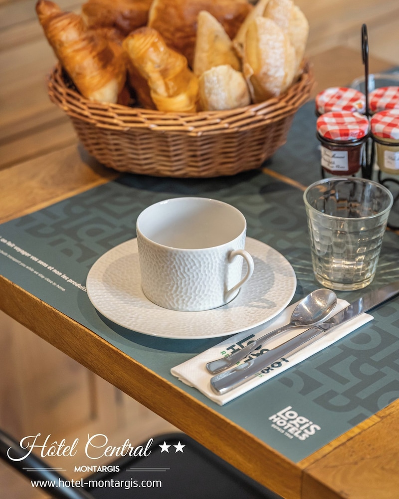 Hotel Central Montargis 21/50