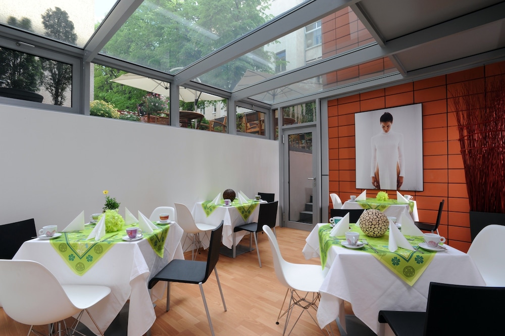 Art Hotel Praha 50/70