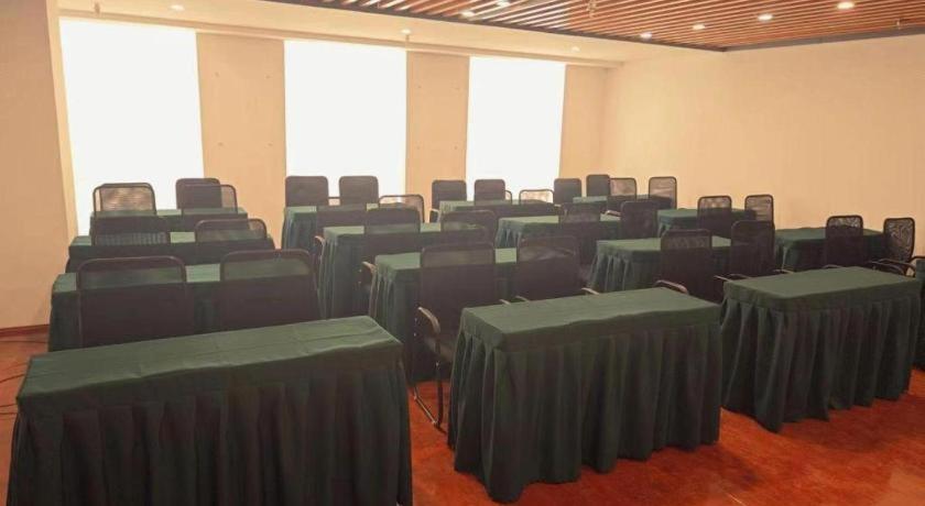 City Comfort Inn Xingtai Wanda 60/61