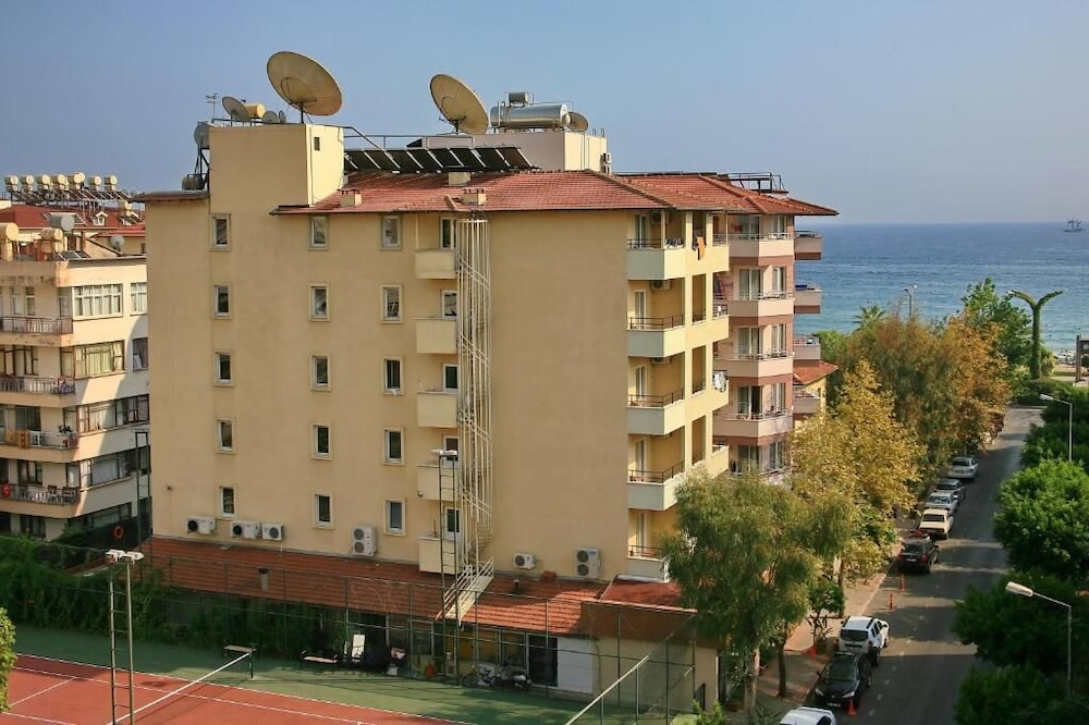 Alanya Beach Hotel in ALANYA