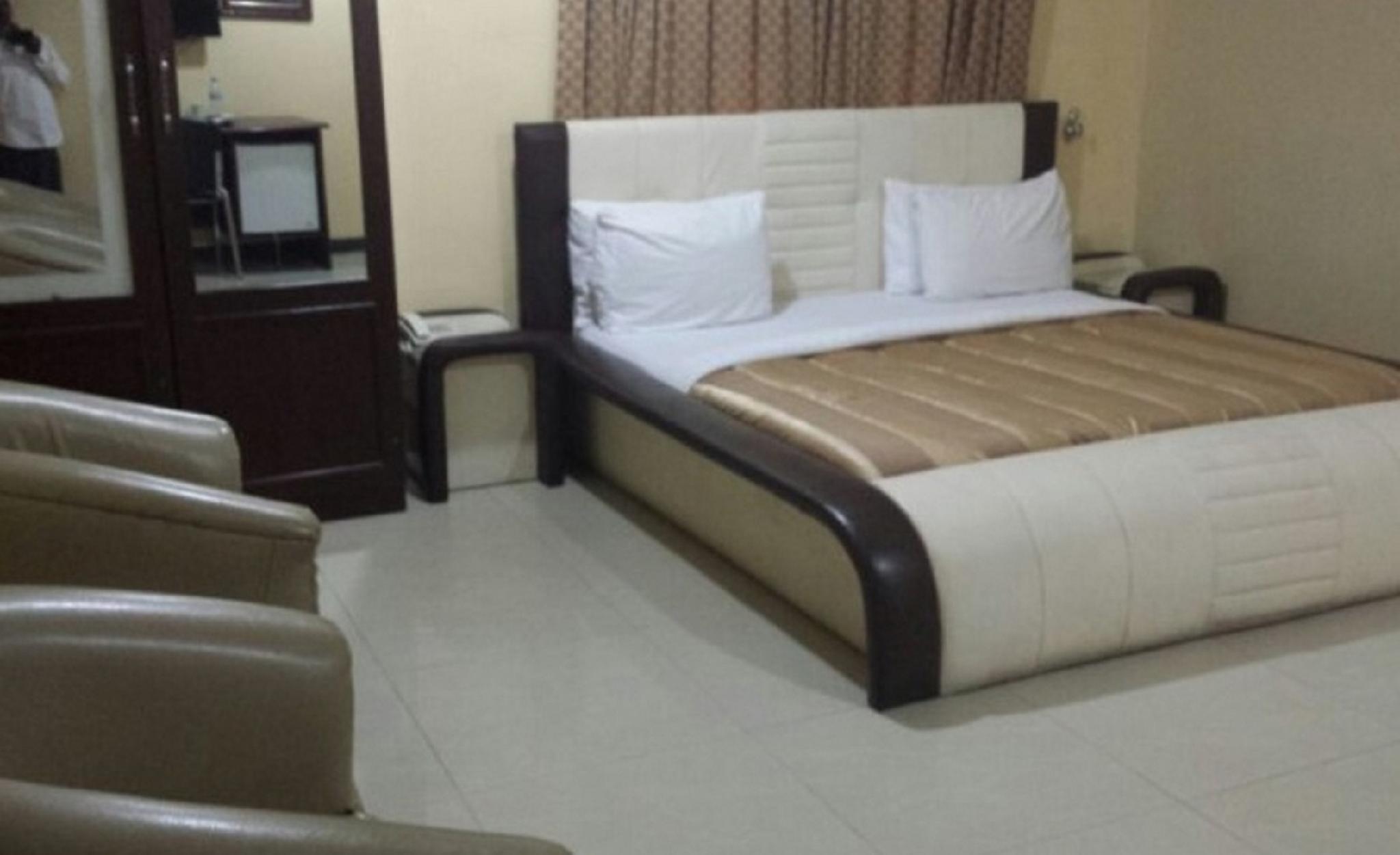 Deritz Hotel Ikeja 11/31