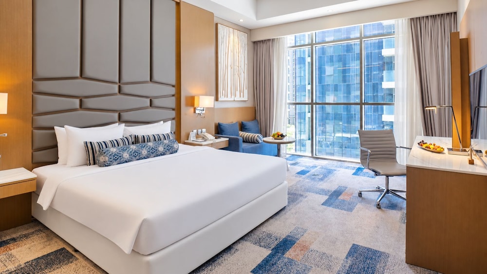 Superior, Twin Beds, Jumeirah View, City View