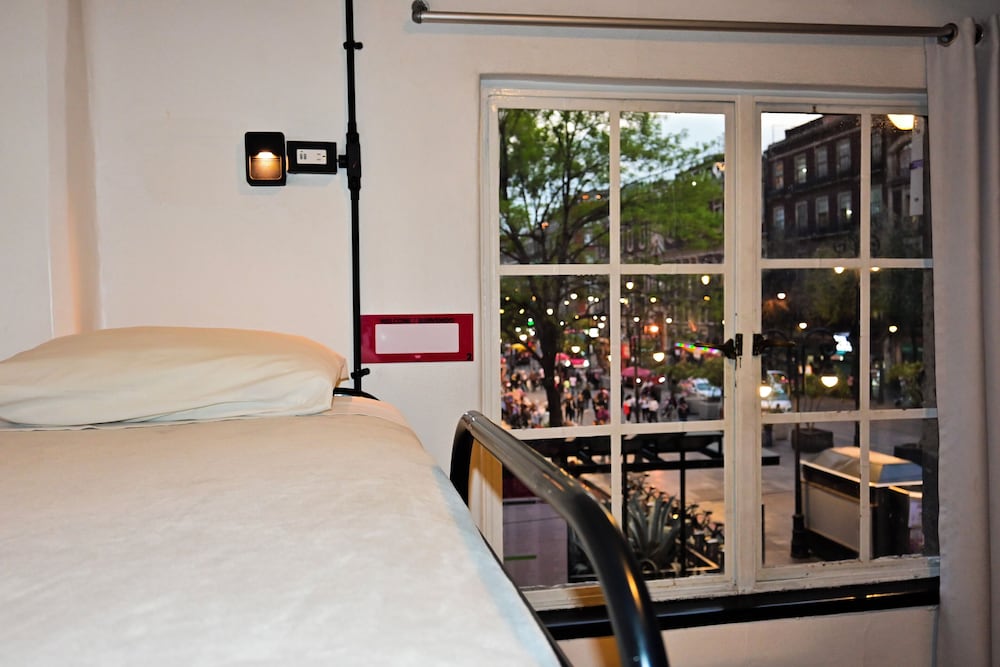 Hostel Mundo Joven Catedral 35/50