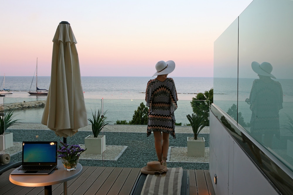 Crowne Plaza Limassol 31/75