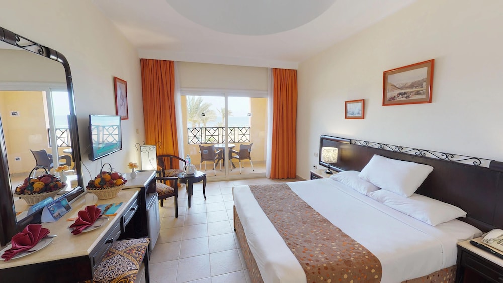 Wadi Lahmy Azur Resort 23/70