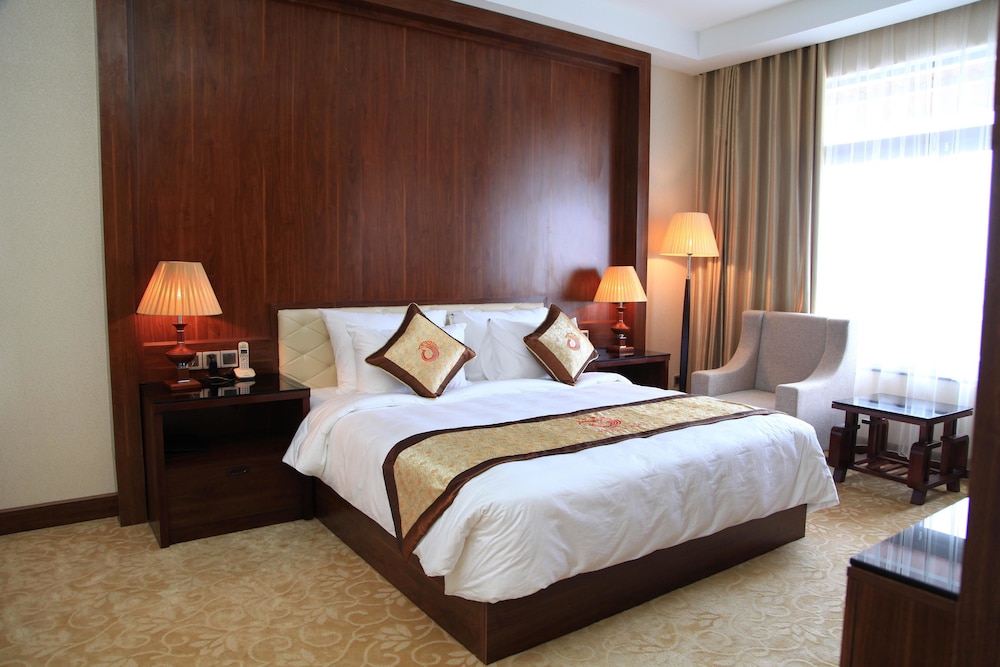 Phoenix Resort Bac Ninh 11/64