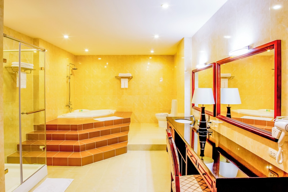 Saigon Rach Gia Hotel 40/40