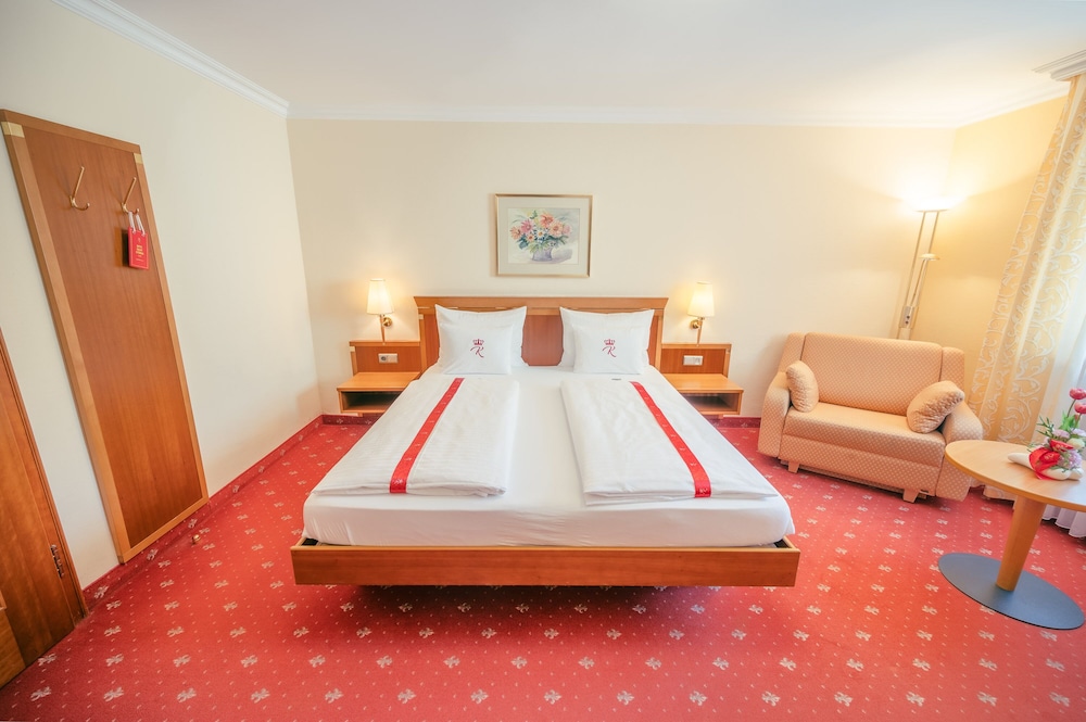 Hotel Am Schlosspark Zum Kurfurst 14/67