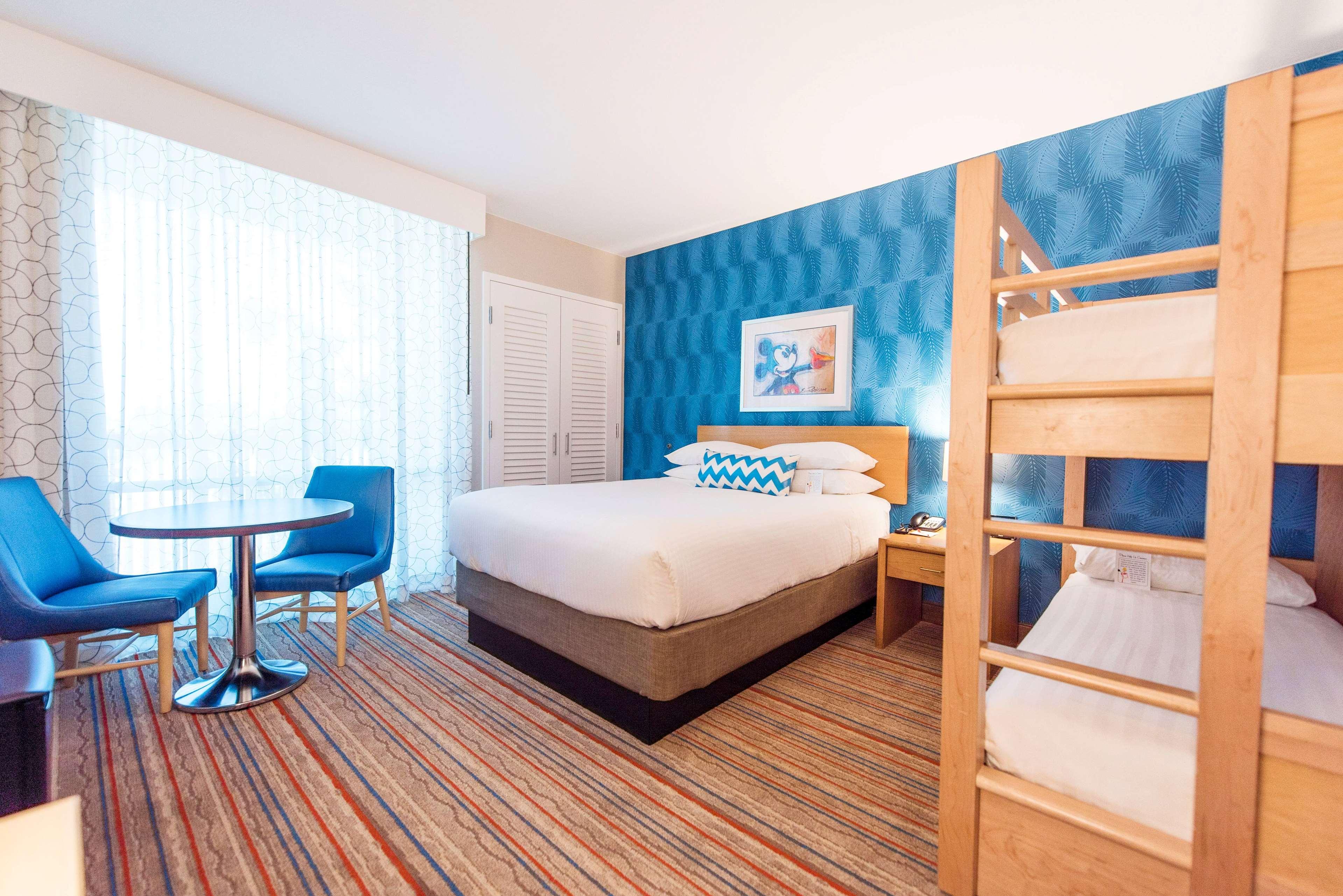 Room, 1 Queen and 1 Bunk Bed, Building 1