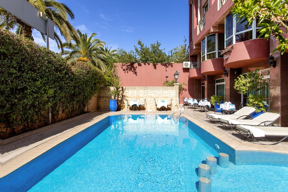 Akabar Hotel 24/30