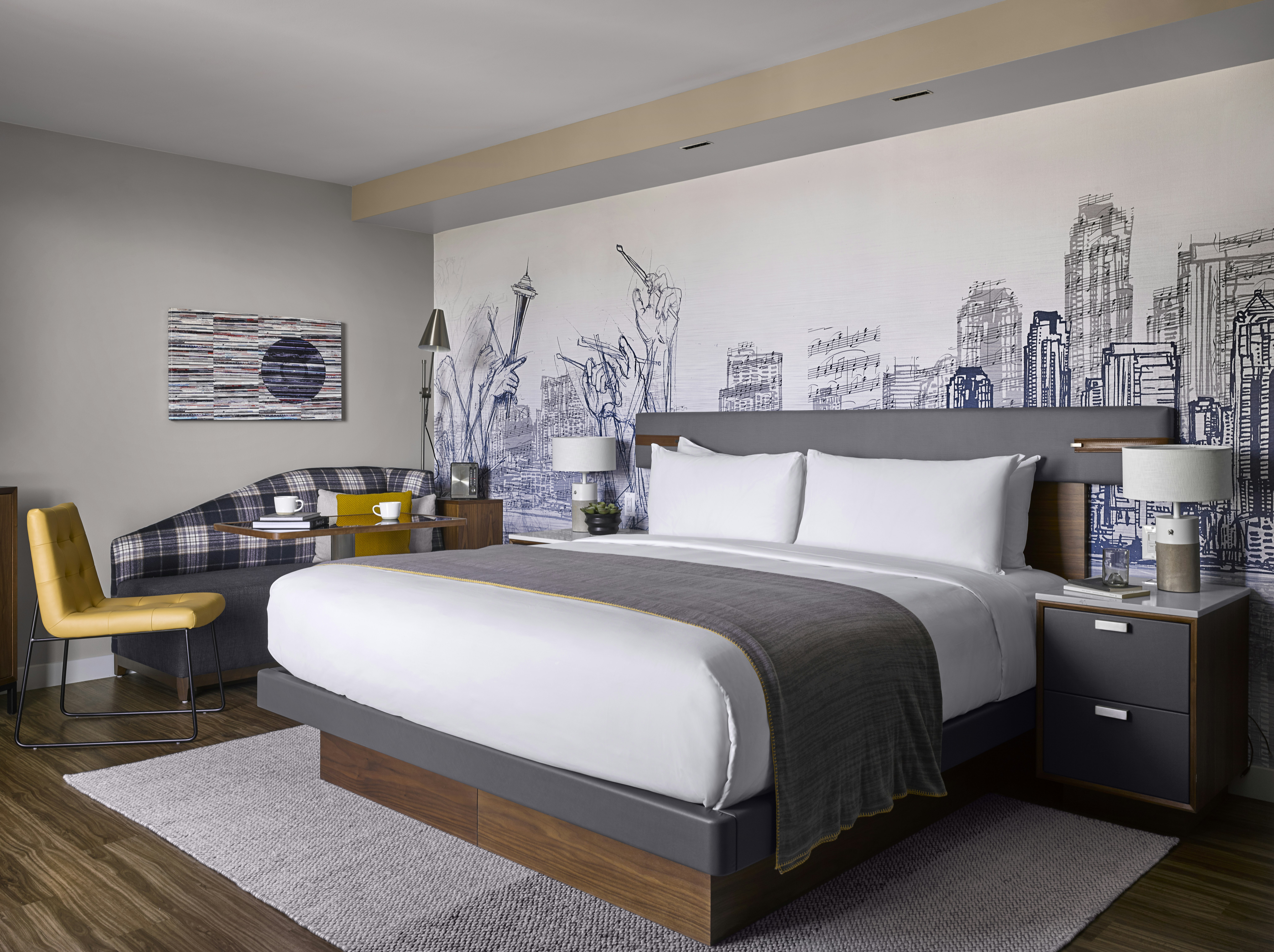ROOM, KING BED