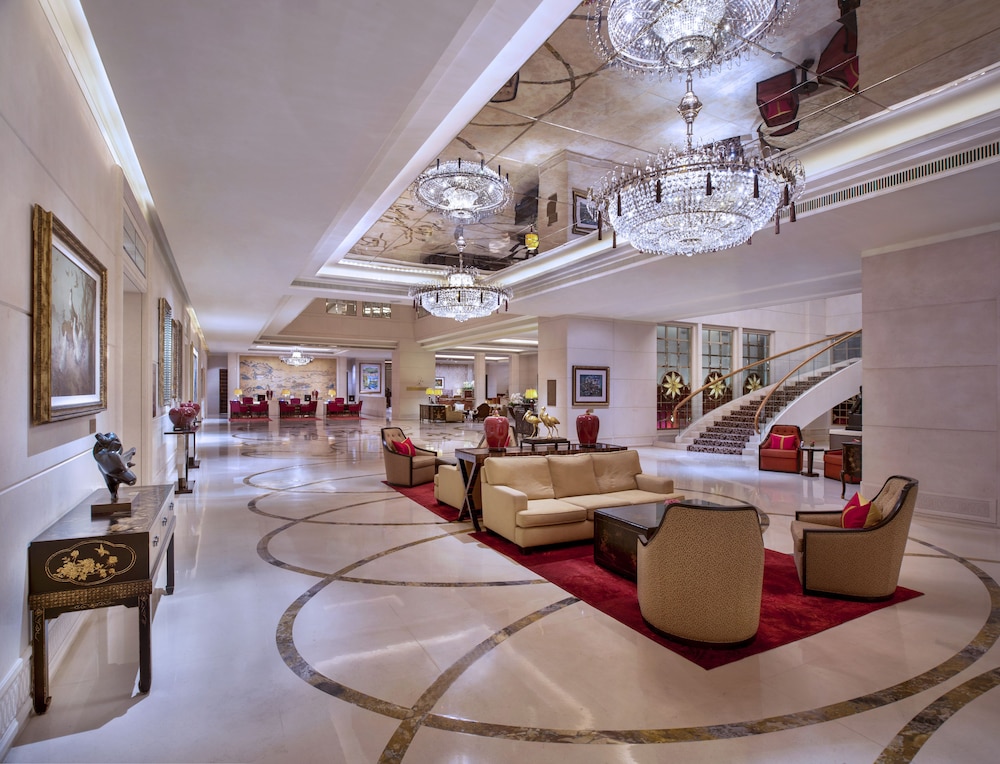 The St Regis Singapore 42/48