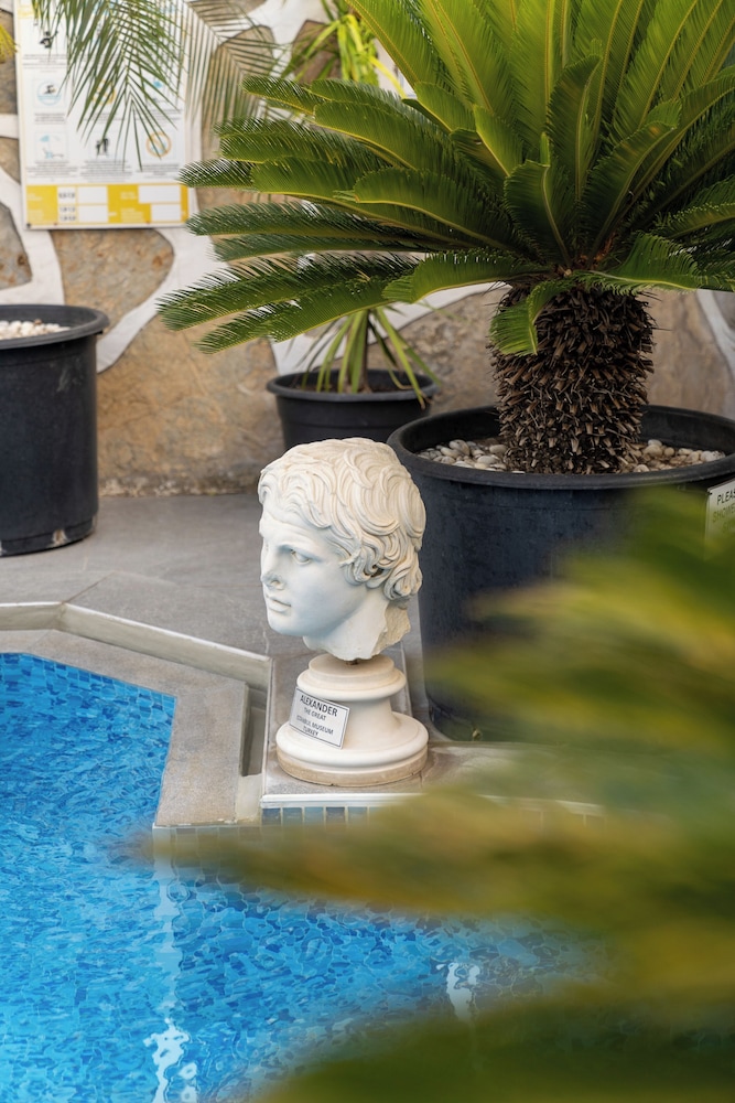 Artunc Boutique Hotel 37/50