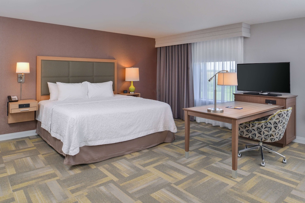 Hampton Inn And Suites Altoona Des Moines 16/52