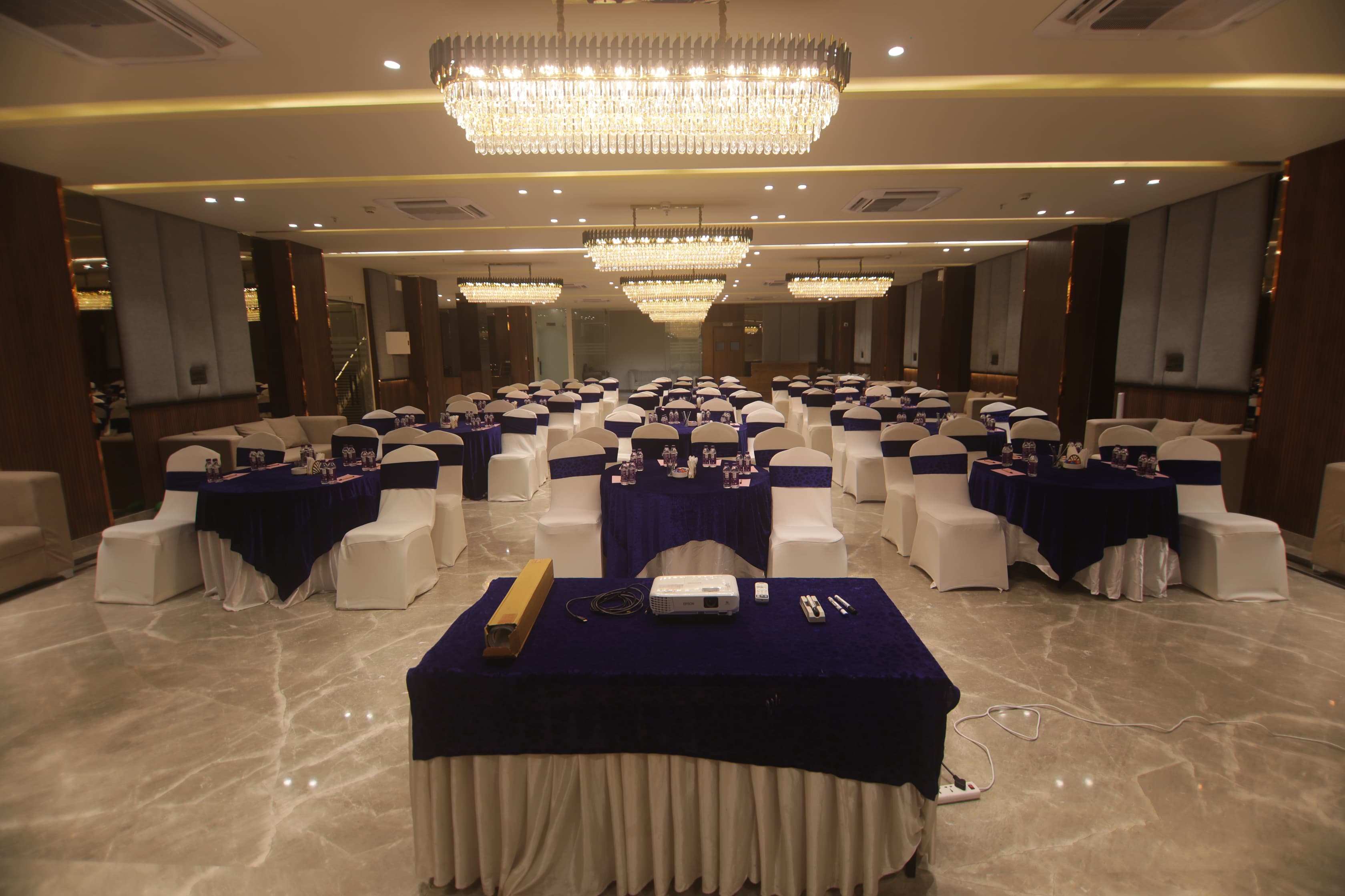 Hotel 91 Huda City Centre 45/50