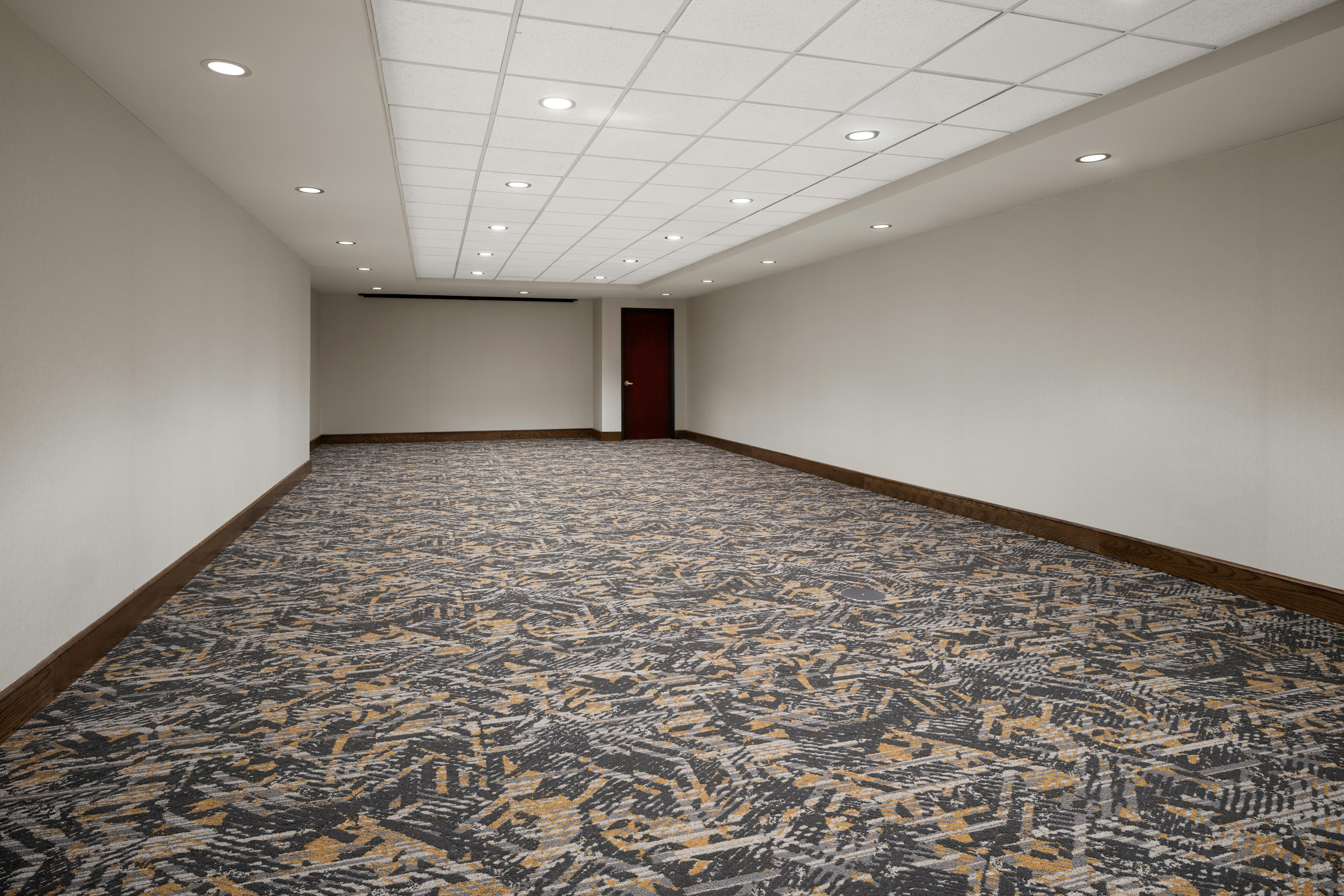 Embassy Suites Lincoln 21/28