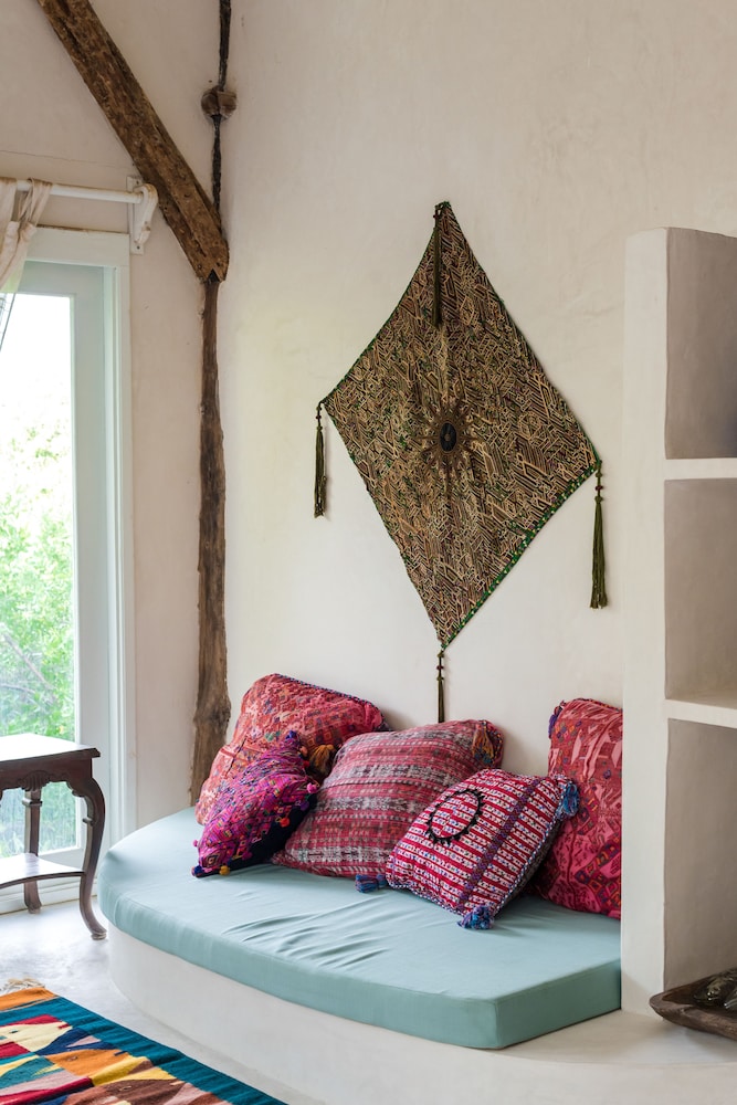 Cormoran Hotel Boutique & Cenote 20/48
