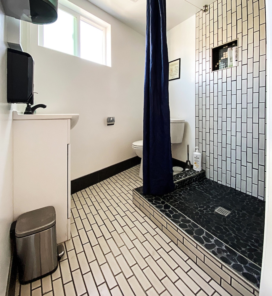 The Rumi Hostel 46/50
