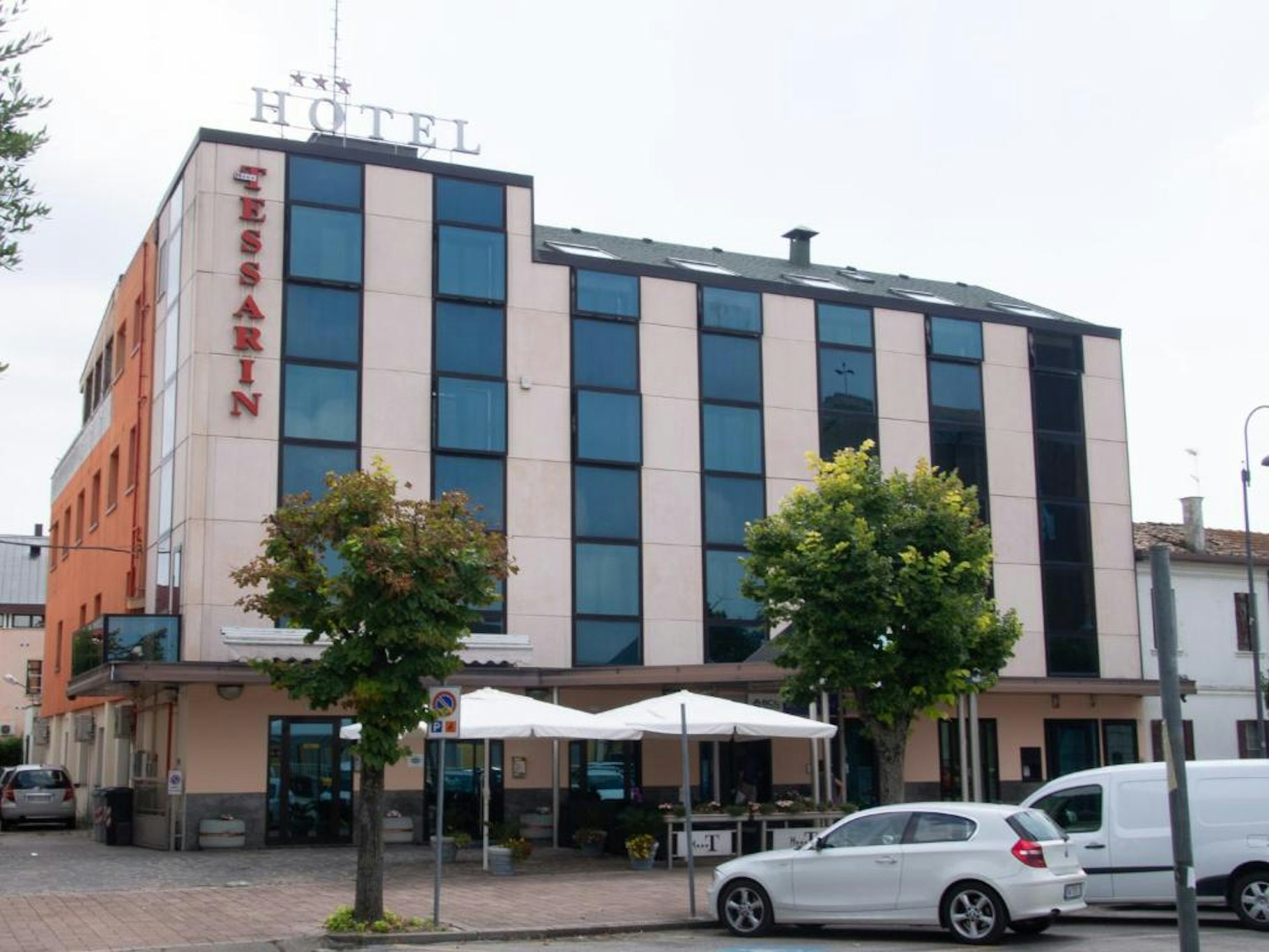 Hotel Tessarin 54/62