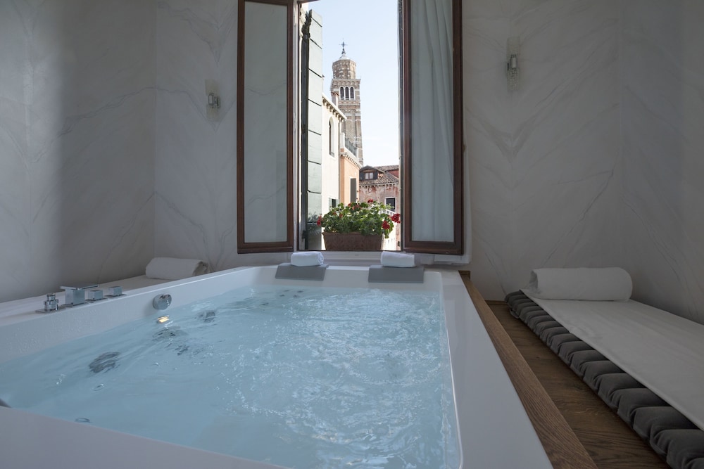 Hotel Palazzo Paruta 21/49