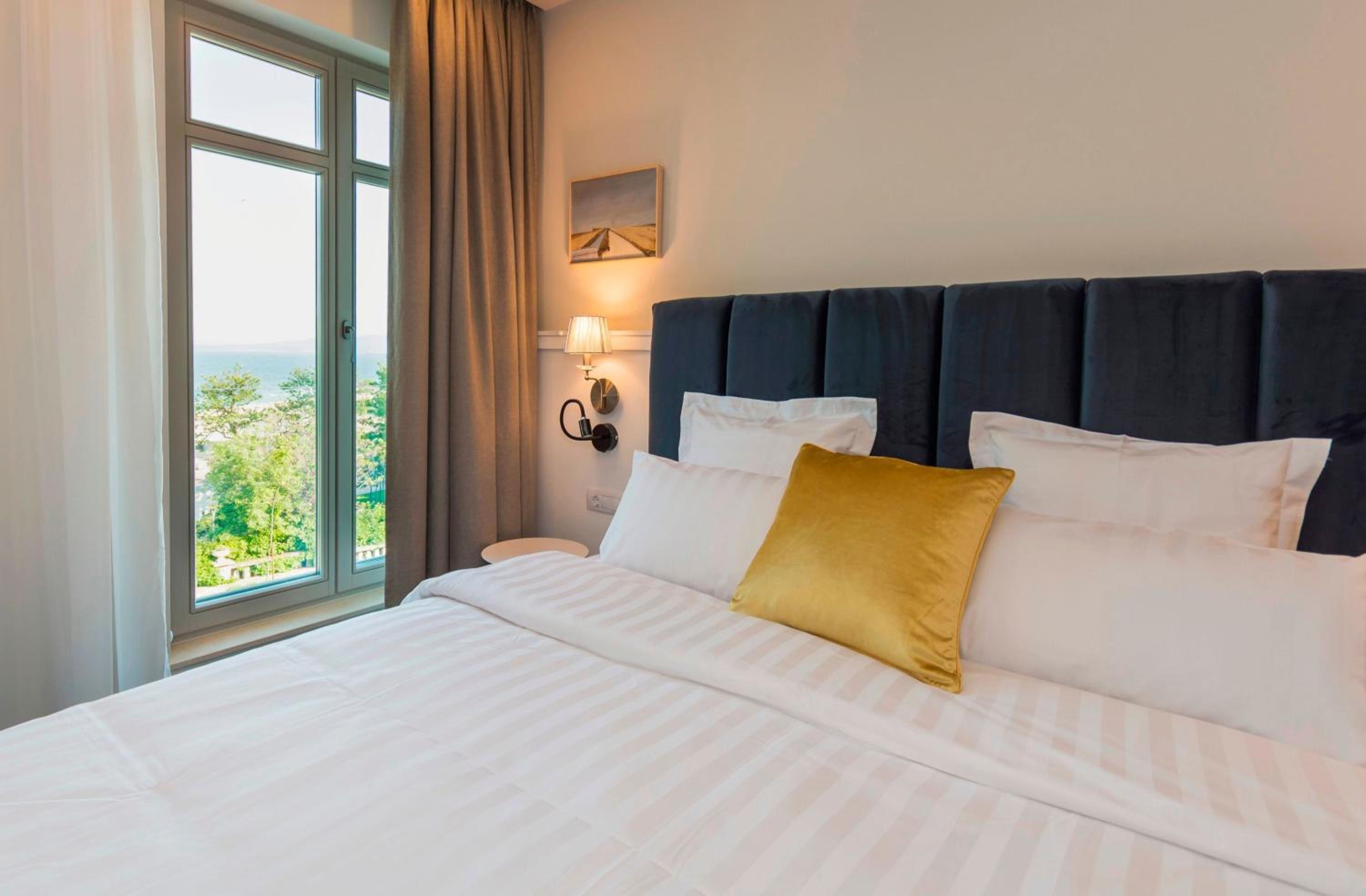 BOUTIQUE HOTEL PROMENADE 25/50