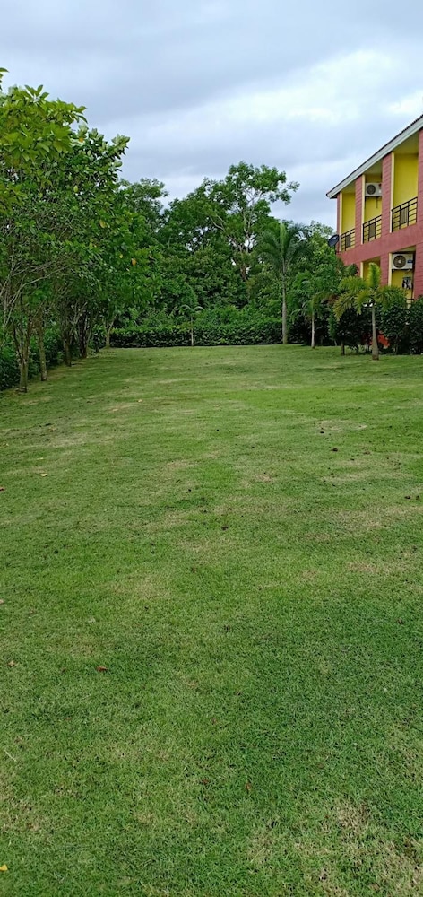 Greenfield Residence 39/49