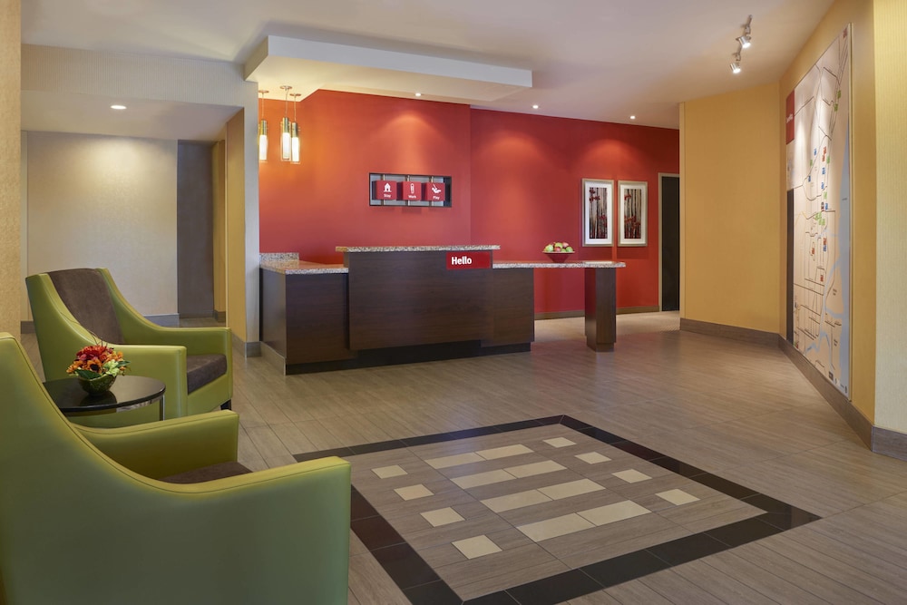 Marriott S Towneplace Suites Thunder Bay 8/41